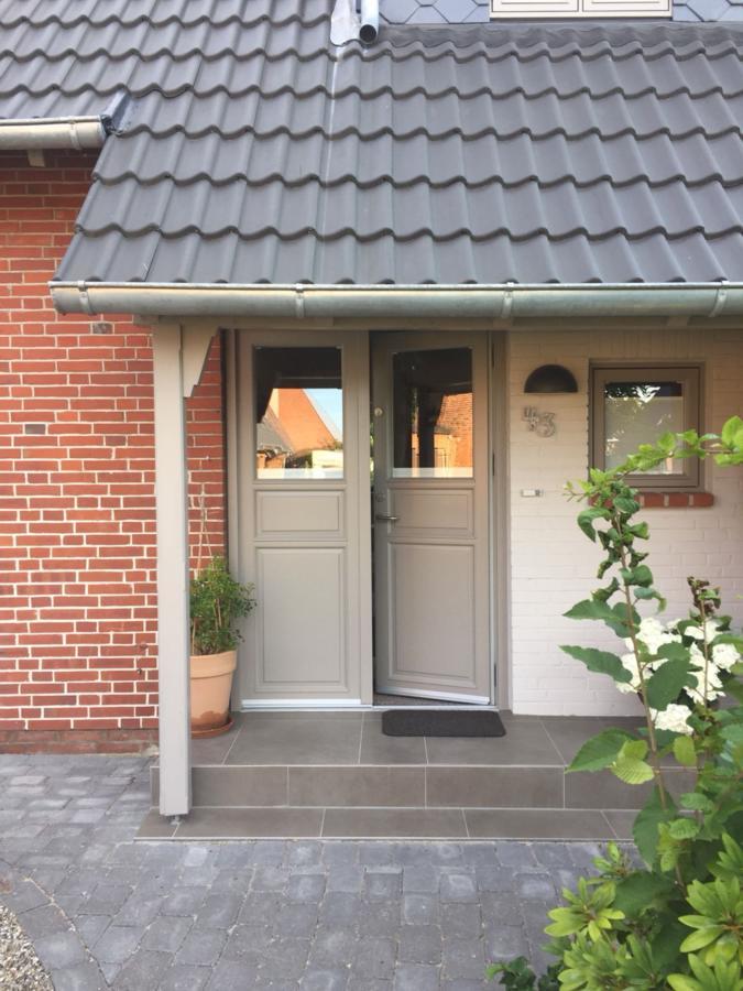 Ferienwohnung Huus Nord - Storm Husum  Exterior foto